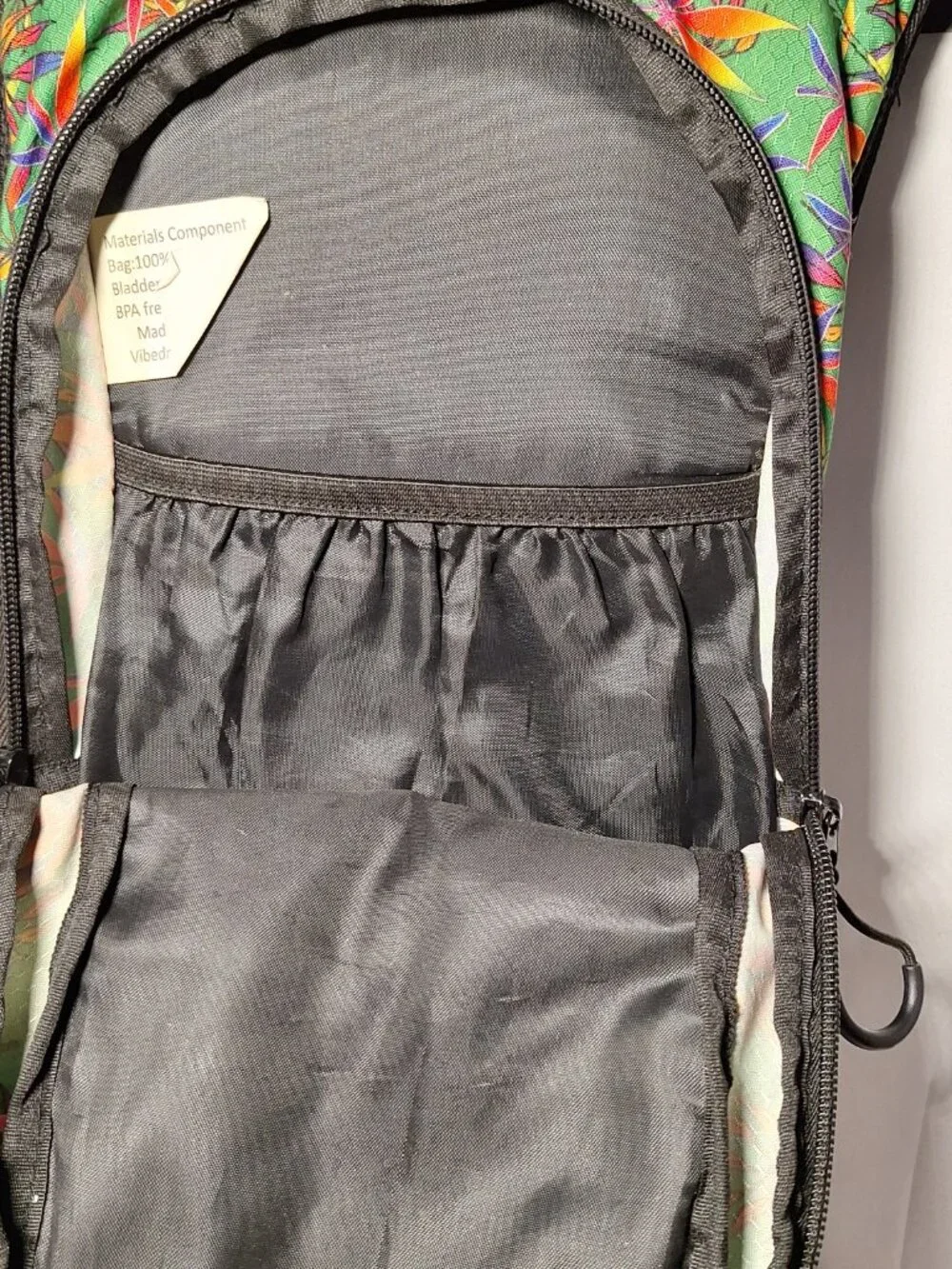 Vibedration Hydration Backpack w/o bladder, GreenTropical Floral, Used